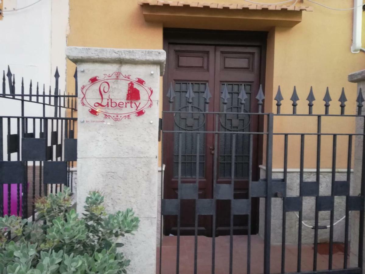 Casa Vacanze Liberty Ліката Екстер'єр фото